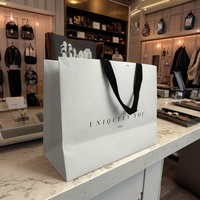 Sacs en carton ivoire de luxe personnalisés pour petits cadeaux, imprimés, recyclables, pour cosmétiques, bijoux, boutiques, avec logo – Vente en gros usine