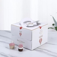 Boîte à gâteau de bonne qualité en vente chaude avec poignée et fenêtre transparente avec plateau à gâteau