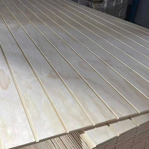 9mm 12mm 15mm T1-11 pin <span class=keywords><strong>rainuré</strong></span> pin noueux <span class=keywords><strong>contreplaqué</strong></span> fendu pin <span class=keywords><strong>panneau</strong></span> de <span class=keywords><strong>contreplaqué</strong></span> pour plafond de toiture - Product Image 1