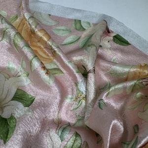 Popolare tessuto con stampa digitale dipinto a mano in stile floreale tessuto ecologico 100% tessuti stampati in finto acetato di poliestere in crêpe satinato - Product Image 3