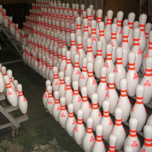 Épingle <span class=keywords><strong>de</strong></span> bowling en bois blanc certifiée USBC <span class=keywords><strong>de</strong></span> haute qualité, phosphorescente dans le noir, pour le nouveau bowling aux normes internationales, vente en gros directe - Product Image 6