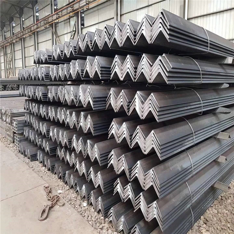 L 250 x 250 x 20 Hot Rolled Steel Equal Leg Angle