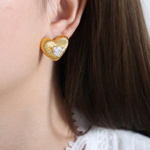 Petite bande de personnalité unique <span class=keywords><strong>dessin</strong></span> texture amour conception mosaïque multicolore sectionnel zircon cuivre boucles d'oreilles - Product Image 6