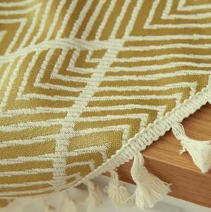 Serviette de Table Rectangulaire Jaune Moderne (15.7*35.4 Pouces) Design <span class=keywords><strong>Lavable</strong></span> Décoration de Meubles Toutes Saisons - Product Image 4