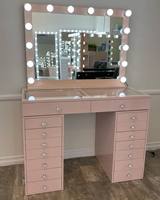 Coiffeuse Maquillage LED Éclairée avec Miroir - Style Européen et Américain, Idéale pour Mobilier de Chambre et Besoins Beauté