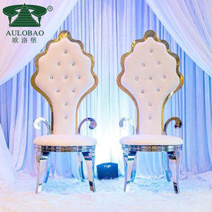 Chaises de trône de mariage en acier inoxydable argenté à dossier haut pour la mariée - Product Image 2