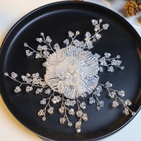 Vente en gros d'appliques en strass 3D en cristal à coudre, accessoires vestimentaires pour la décoration de robes de mariée et de robes DIY