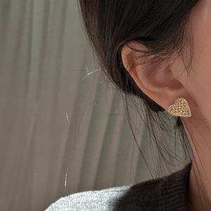 ต่างหูรูปหัวใจลายทาง S925 ดีไซน์เพชรสไตล์วินเทจ - Product Image 3