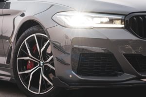 Divisores Laterales de Parachoques Delantero de Carbono para BMW G30 G31 LCI M Sport 520i 530i 540i 550i 2020-2023, 51118099019 51118099020 - Product Image 5
