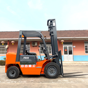Chariot élévateur diesel <span class=keywords><strong>DOUGONG</strong></span> CPCD à mât triphasé, capacité de 3000 kg, hauteur de levage de 3000 mm, pneus pleins/pneumatiques, utilisation intérieure/extérieure - Product Image 2