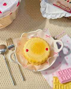 <span class=keywords><strong>Dudo</strong></span> Galletas Navideñas Glaseadas Juguetes Blandos de Comida de Espuma de PU de Ascenso Lento para Aliviar el Estrés, Novedad, Broma, Venta al por Mayor - Product Image 4