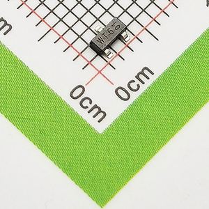 brand-new & original BZX84-C33,215 SOT-23 Diodes Zener Diodes 250mW 5% 33V 0.05uA - Product Image 1