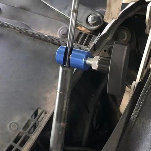 Varilla de soporte para capó de coche, herramienta de fijación antideslizante de aluminio rojo para reparación y reemplazo - Product Image 4