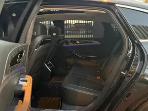 Hongqi H9 2022 2023 2024, 2.0T Qixiang, Híbrido Suave, Auto Sedán Chino de Lujo, Tecnología de Vanguardia, Confort Ejecutivo - Product Image 3