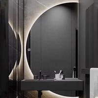Miroir de salle de bain LED rond anti-buée en forme de demi-lune, rétroéclairé par LED, personnalisé en usine, vente en gros, pour salle de bain