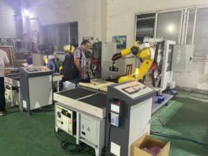 Macchina automatica di lucidatura del metallo orologio lucidatura macchina lappatura rubinetto lucidatura <span class=keywords><strong>Robot</strong></span> - Product Image 2