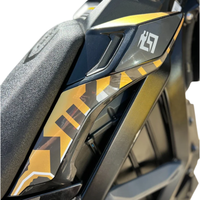 Moto tout-terrain électrique Surron Ultra Bee 2026 avec cadre en alliage, garde au sol de 318 mm, puissante moto tout-terrain