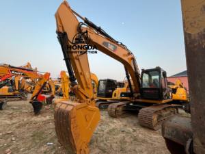 Excavatrice d'occasion Sany 60C, modèle 2022, bon état, mini-chenillard, capacité 6 tonnes, godet 0,23 m³, moteur et pompe 90 % neufs, 36 kW d'origine - Product Image 3