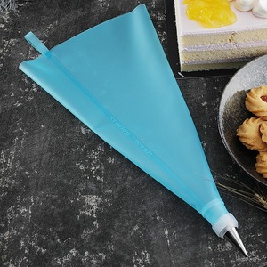ถุงบีบซิลิโคนทรงกระบอกหลายขนาดสำหรับตกแต่งเค้ก อุปกรณ์ทำขนม - Product Image 3