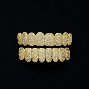 ขายดี! ชุดกริลล์ซ์เพชรโมอิสซาไนต์ VVS สุดหรู สไตล์ฮิปฮอป  ทำตามสั่ง  วัสดุเงินแท้ 925  สำหรับงานปาร์ตี้  มีจำหน่ายจำนวนมาก - Product Image 2