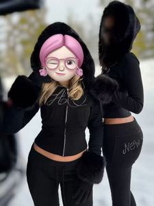 Peeqi autunno inverno 2025 Casual da <span class=keywords><strong>donna</strong></span> in due pezzi soffice giacca a maniche lunghe con cappuccio con lettera strass <span class=keywords><strong>pantaloni</strong></span> della <span class=keywords><strong>tuta</strong></span> - Product Image 1