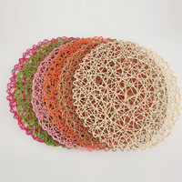 Décor de table évider métallisé or chargeur assiettes tapis vinyle tissé rond PVC napperons pour la réception de mariage de vacances