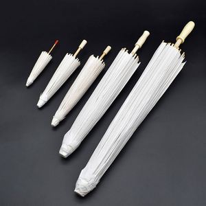 Parasol en papier blanc vierge à personnaliser avec manche en bois, non fini, pour la peinture artistique, les mariages et la décoration de fêtes - Product Image 3