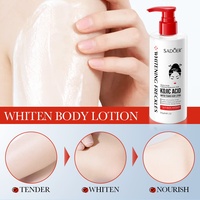 Lotion corporelle à l'acide kojique personnalisée OEM, marque privée, hydratante, peau douce et lisse, lotion éclaircissante pour la peau, crème corporelle pour peaux noires