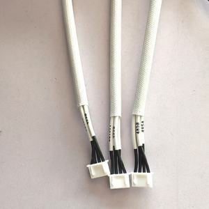 맞춤형 자동차 전자 배선용 PTFE 고온 내성 장기 노화 저항성 난연성 - Product Image 1