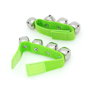 Orff campanas de mano muñeca sonajero pulsera juguete con campanas de metal suministro directo de fábrica mordedor masticable suave, OEM/ODM multicolor - Product Image 4