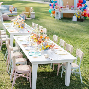 Chaise pour enfants en rotin naturel moderne faite à la main, design sécurisé, utilisation en extérieur, construction durable pour les fêtes d'anniversaire, accessoires de photographie - Product Image 1