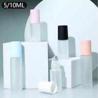 Vide 5ml 10ml clair verre dépoli huile essentielle lèvre-huile rouleau sur bouteille parfum rouleau boule bouteille avec bouchon coloré