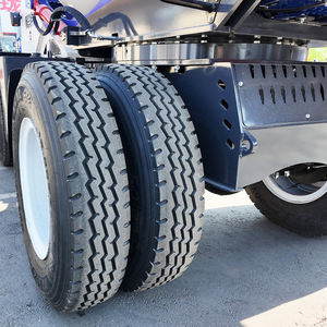 Großkapazitäts-Mobilbetonmischer-LKW 5 m³ Selbstladender Betonmischer-LKW im Angebot - Product Image 6