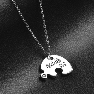 Colgante de plata de ley con forma de rompecabezas para mujer, joyería de estilo familiar con diseño de amor de tres hermanas - Product Image 4