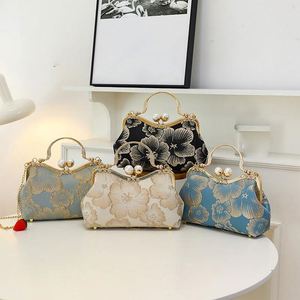 2025 <span class=keywords><strong>Prom</strong></span> Perlen-Stickerei Blumen-Handtaschen Luxuriöse Abendtaschen für Damen Hochzeit Chinesischer Stil Glitzernde Clutch-Tasche - Product Image 4
