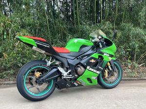 <span class=keywords><strong>Moto</strong></span> à essence d'occasion Kawasaki ZX-6R, 4 cylindres, refroidissement par eau, injection électronique de carburant, <span class=keywords><strong>600</strong></span> cm³, Chine, >80 km/h - Product Image 5