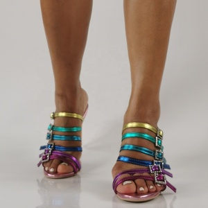 Sandalias de tacón alto con punta abierta y hebillas metálicas para mujer, talla 47, colores variados - Product Image 4