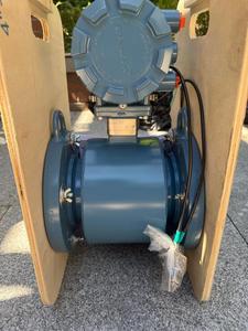 เครื่องวัดการไหลแบบแม่เหล็ก Emerson Rosemount 8750W, เครื่องวัดการไหลแบบแม่เหล็กไฟฟ้าแบบสองช่องสำหรับน้ำประปาและน้ำประจ่าย - Product Image 1