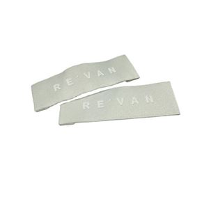 Étiquettes personnalisées en gros avec logo de marque célèbre pour vêtements, étiquettes de tissu populaires, étiquettes tissées personnalisées pour chapeaux - Product Image 1