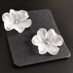 F16 20mm Hecho a mano Flor de cuarzo esmerilado de seis pétalos - Product Image 4