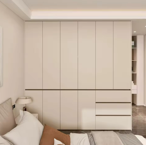 Dressing ouvert minimaliste contemporain, armoire en chêne clair sur mesure, tiroirs écologiques, meuble-lavabo flottant, appartement moderne - Product Image 6