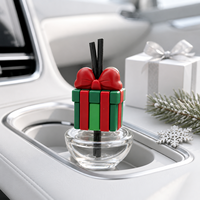 Diffuseur de parfum de voiture festif en verre de 11 ml avec figurine Père Noël et bâtonnets, pour l'aromathérapie automobile des fêtes, coffret cadeau