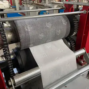 Máquina de tamaño pequeño para negocios familiares, línea de producción de papel para servilletas totalmente automática