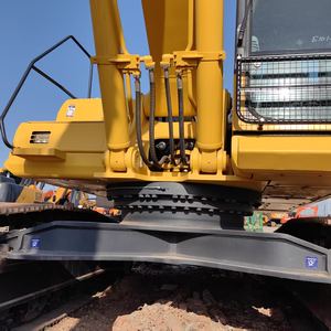 Excavatrice sur chenilles hydraulique Komatsu PC450 d'occasion, 45 tonnes, modèle 2022, moteur, boîte de vitesses, pompe, PLC, bon état, prix bas - Product Image 5