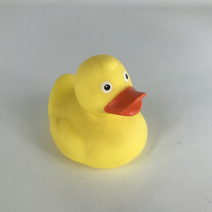 Venta al por mayor de diseño personalizado amarillo pato de goma lindo juguete de piscina flotante para bebés pequeños juguetes promocionales - Product Image 3