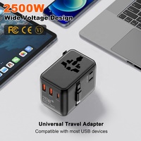 Worldplug Tous les ports Charge rapide GaN 25W International Plug Adaptateur Chargeur Adaptateur secteur universel de voyage dans le monde entier avec câble