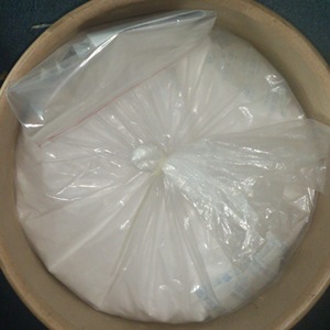 Malononitrile in Polvere Bianca, Prezzo Conveniente, CAS 109-77-3, per Pesticidi e Sintesi Organica, dal Produttore Chimico - Product Image 1