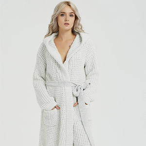 Yly Soft Cozy Luxury Crochet lavorato a maglia in poliestere con cappuccio Robe <span class=keywords><strong>donna</strong></span> Sleepwear felpe con cappuccio Robes <span class=keywords><strong>pigiama</strong></span> <span class=keywords><strong>vestaglia</strong></span> - Product Image 1