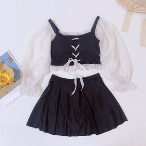 Traje de baño de dos piezas para mujer, conjunto de bikini con top corto y cuello cuadrado en negro y rosa para vacaciones y ocio - Product Image 4