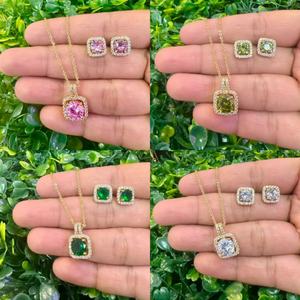 JXX Joyería Chapada en Oro, Colgante de Circonita Cúbica 5A+ de Colores para Mujer, Hecho de Latón - Product Image 1